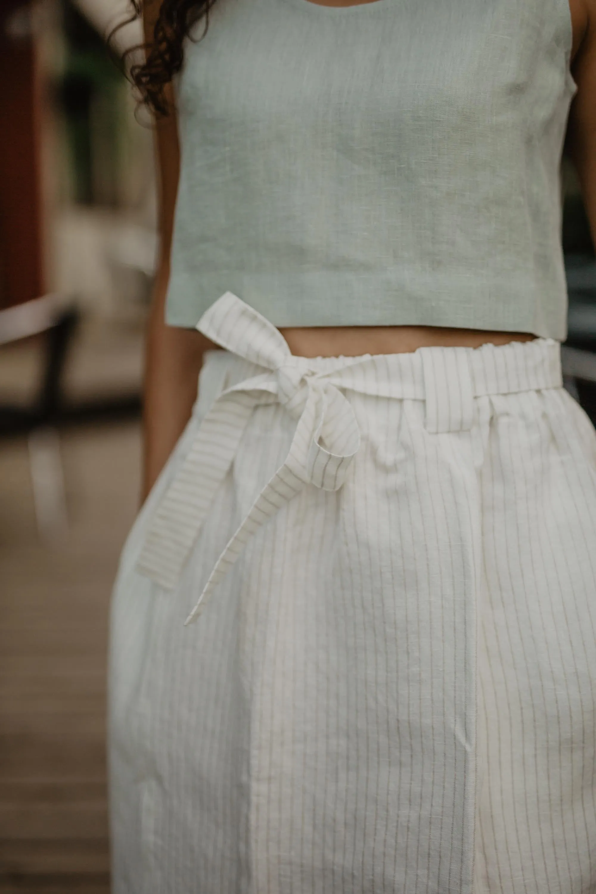 Bergen mid-length linen skirt