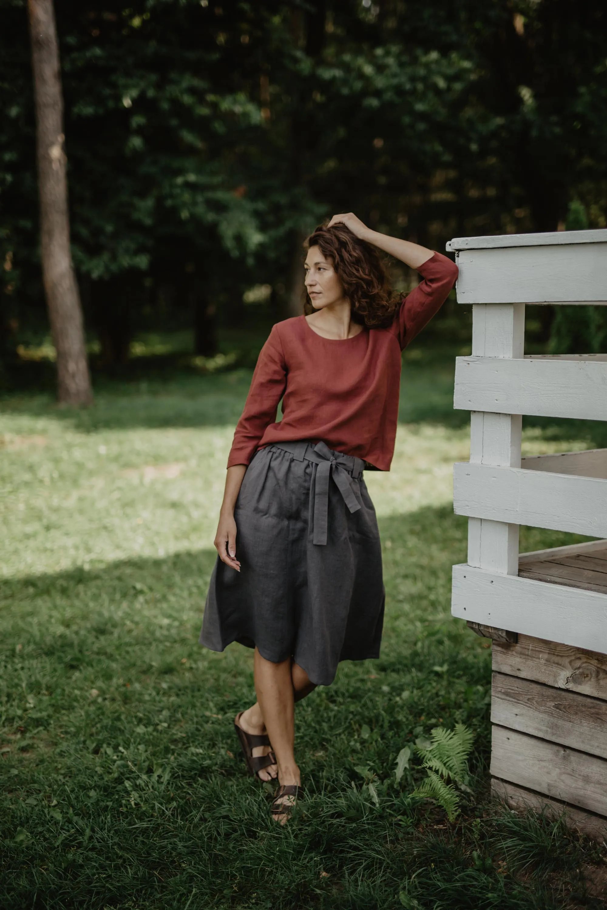 Bergen mid-length linen skirt