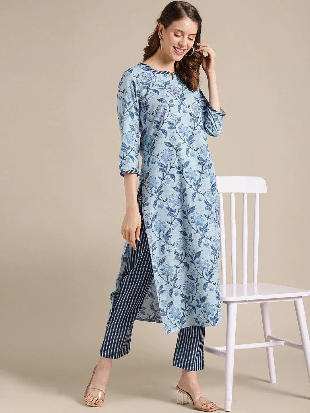 Blue Floral Printed Kurta with Trousers