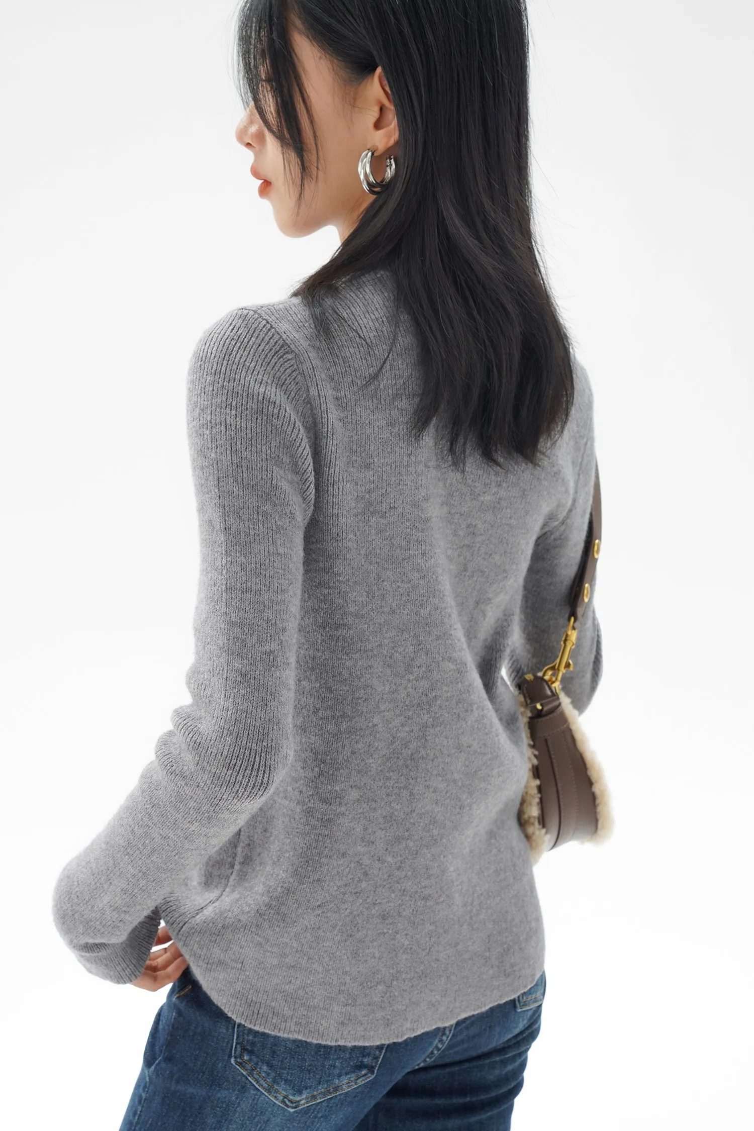 EIGHTHMONTH women's gray V-neck knitted cardigan autumn and winter new design sense niche sweater