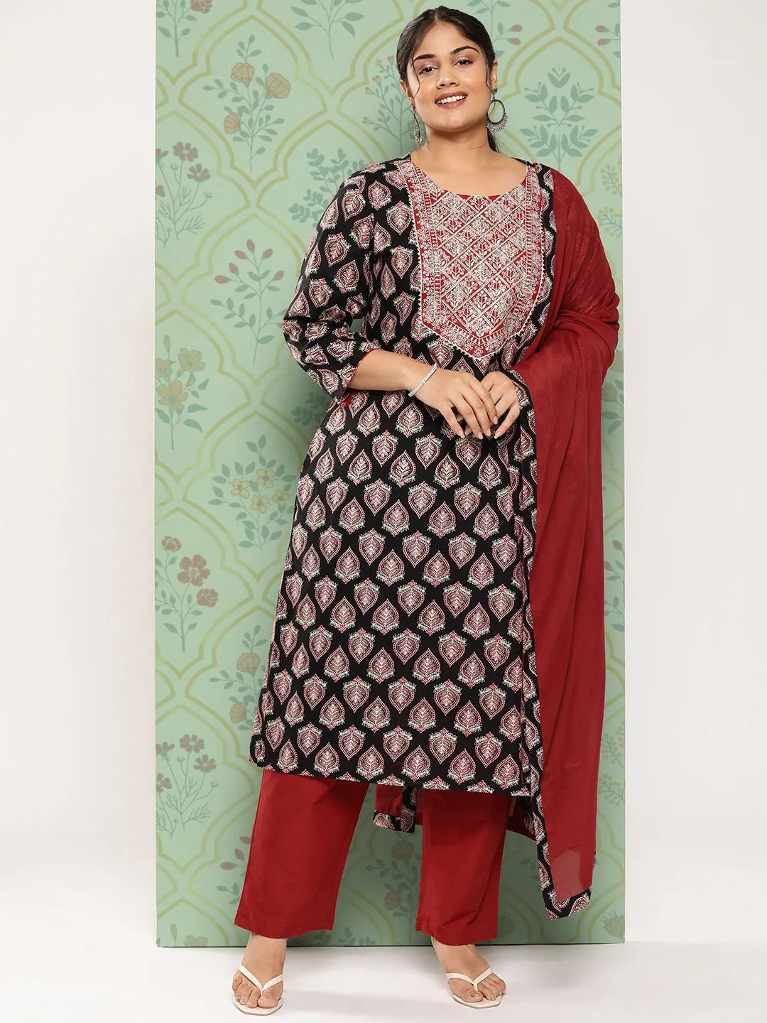 Plus Size Black Ethnic Embroidered Zari Pure Cotton Kurta With Trousers & Dupatta