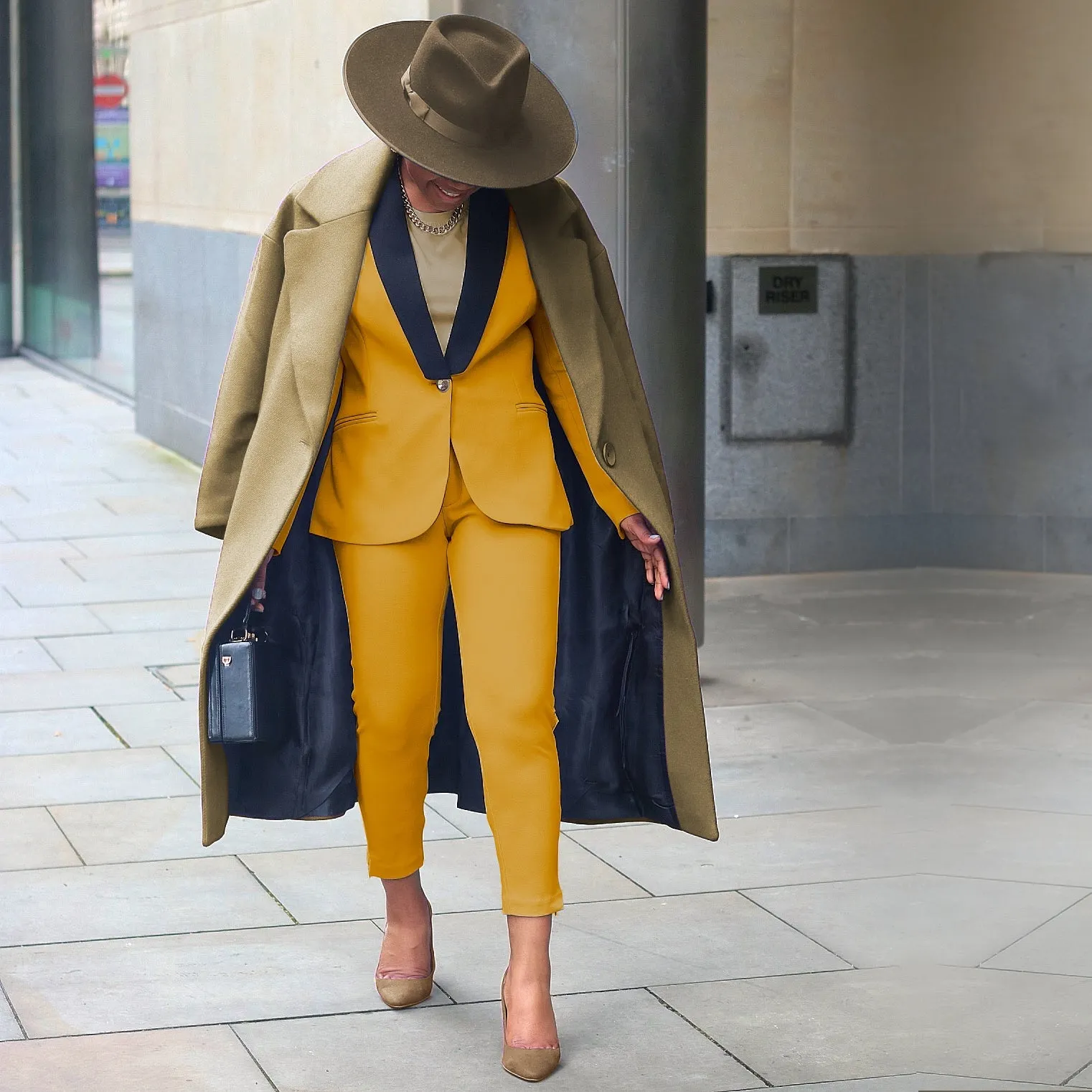 Rebellious Stretch Boss Blazer - Mustard Gold