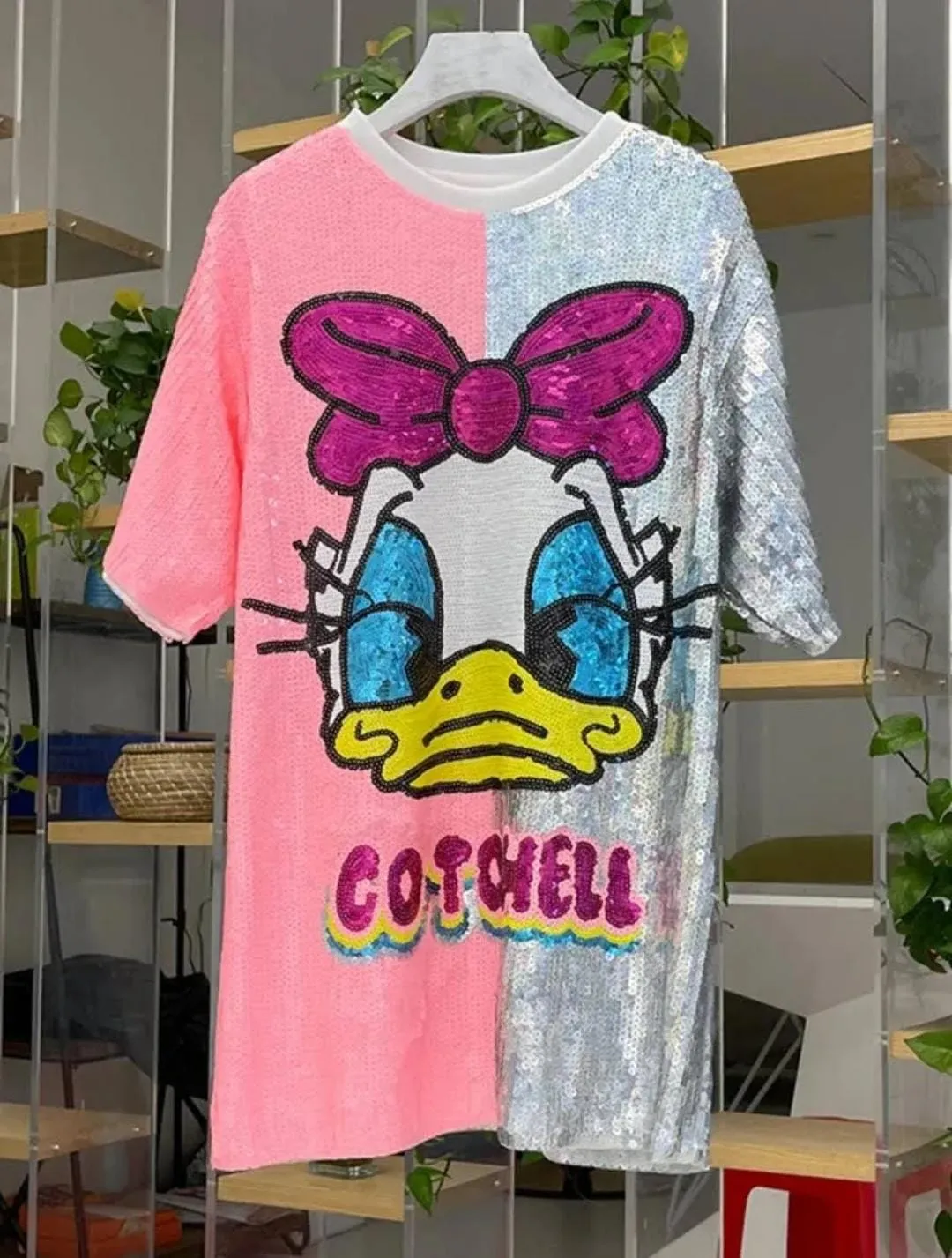 Stylish Loose Round Neck T-shirt Spring and Summer Fashion Cartoon Sequin dress