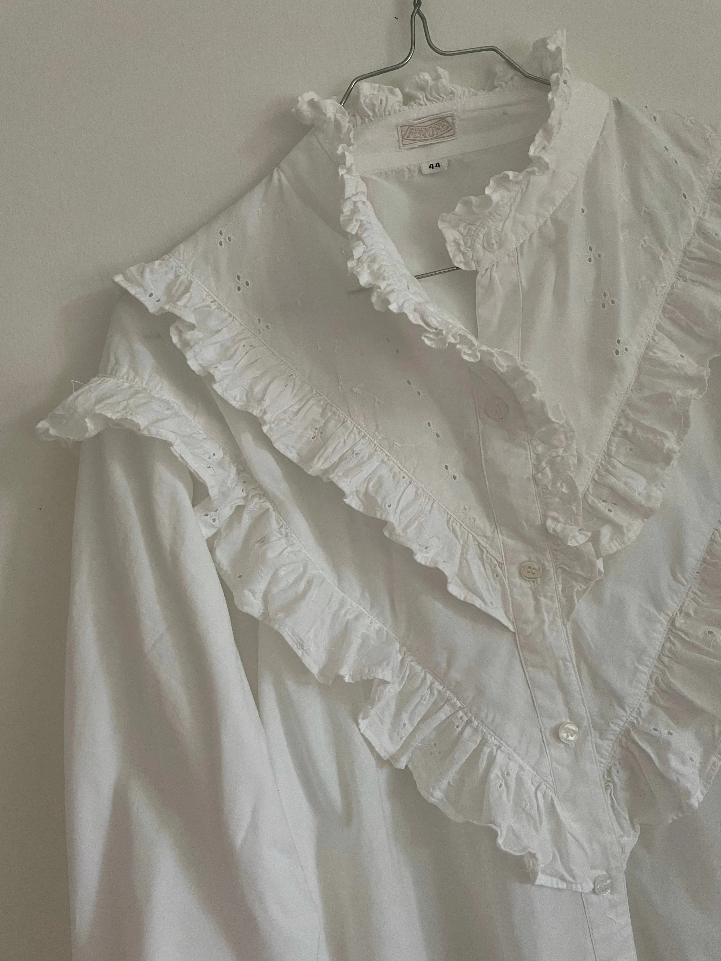 White Cotton Lace Ruffles Shirt