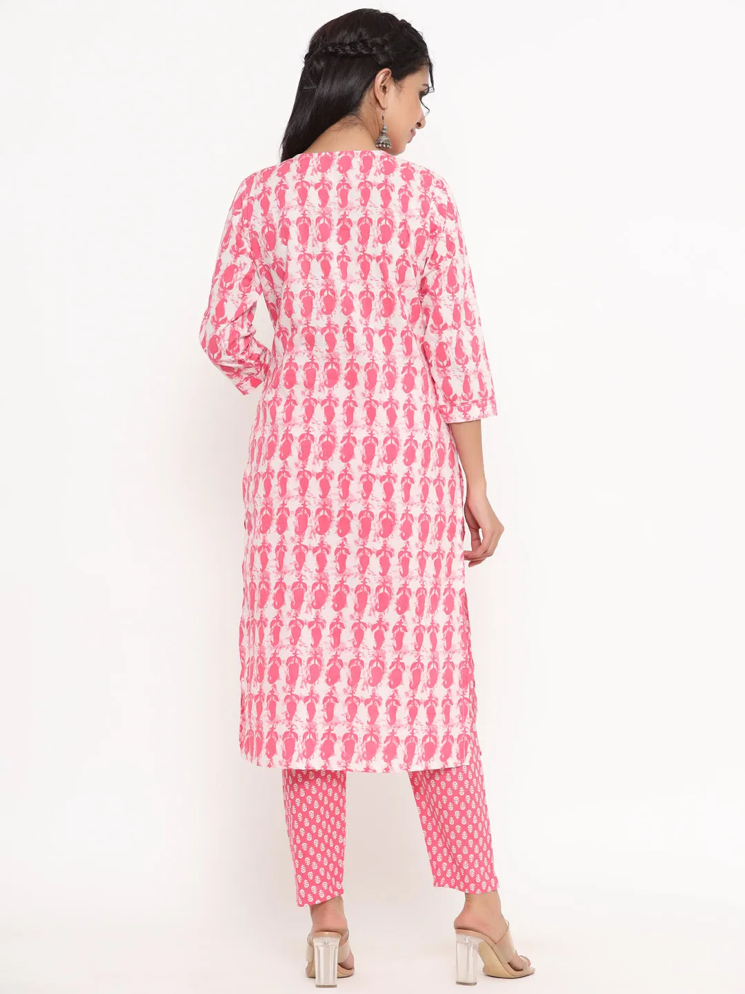 Women Pink Paisley Print Kurta With Trousers